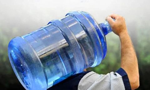 Damacanayı da 'kur' vurdu