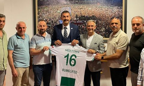 BM İnsan Hakları Konseyi Kur'an-ı Kerim'e Yönelik Saldırıları Kınadı