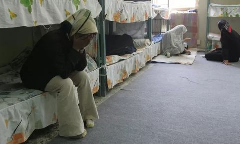 İran'da Mahkûmların Çıplak Arama İddiaları