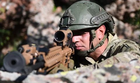 Teröristler Kazdıkları Çukurlara Gömüldü