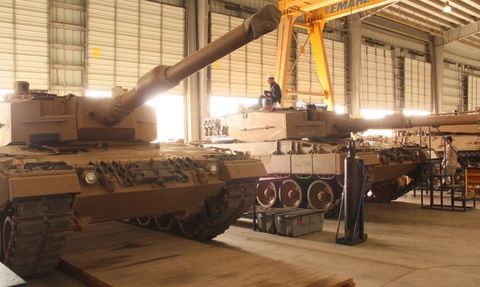 ASELSAN ve FAMAE, Leopard 2A4 Tanklarının Modernizasyonu İçin Sözleşme İmzaladı