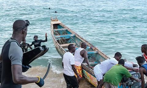 Senegal'de düzensiz göçmenleri taşıyan tekne alabora oldu