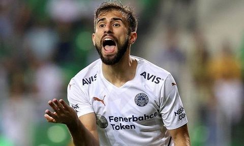 Fenerbahçe, Zimbru Chisinau Maçları Öncesinde UEFA Listesinde Değişiklik Yaptı