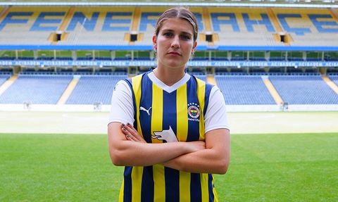 Fenerbahçe Petrol Ofisi Kadın Futbol Takımı Yeni Zelandalı Oyuncuyla Güçlendi