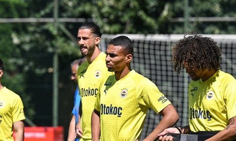 Fenerbahçe'de Transfer ve Ayrılık Gündemi