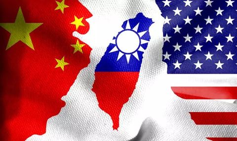 Ukrayna'da Eğitim Kurumuna Yapılan Saldırıda 2 Kişi Hayatını Kaybetti