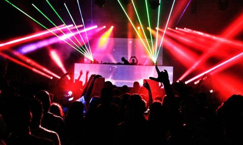 İtalya'da Alkollü Sürücülere Ücretsiz Taksi Projesi Deneniyor