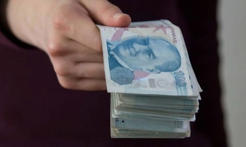 Akbank'tan Öğrencilere Özel Kampanya: 400 TL Hediye Para Kazanma Fırsatı!