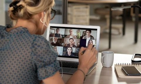 Zoom, Uzaktan Çalışanlara Ofis Zorunluluğu Getiriyor