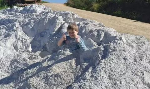 Brezilya'da Kireç Tozu Nedeniyle Hayatını Kaybeden Çocuk