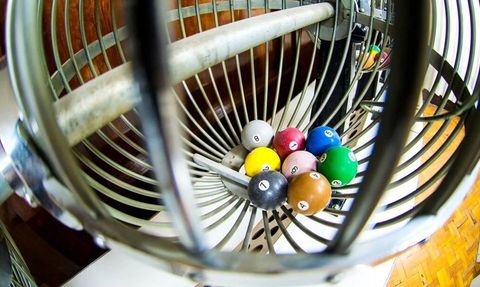 ABD'de Mega Millions Piyangosu 1,55 Milyar Dolarlık Büyük Ödülle Yeniden Satışa Sunuldu