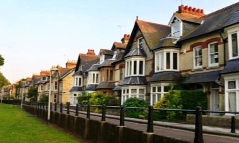 İngiltere 2023 Ev Fiyatları Ne Kadar?