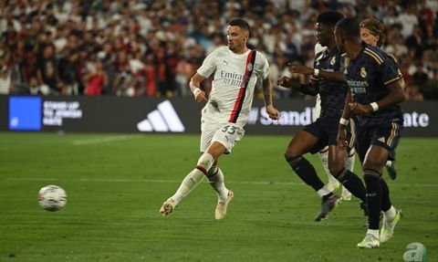 Fenerbahçe, Milan'ın Boşnak yıldızı Rade Krunic ile anlaşamadı