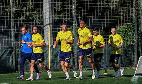 Fenerbahçe'de Transfer Çalışmaları Sürüyor: Krepin Diatta Gündemde
