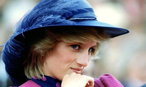 Prenses Diana'nın Elbiseleri Açık Artırmada: Fiyatları Dudak Uçuklattı