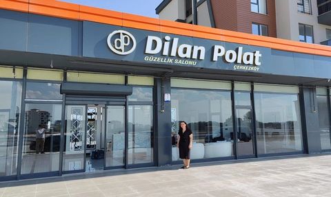 Dilan Polat Kimdir? İş Hayatı ve Sosyal Medya Etkinliği