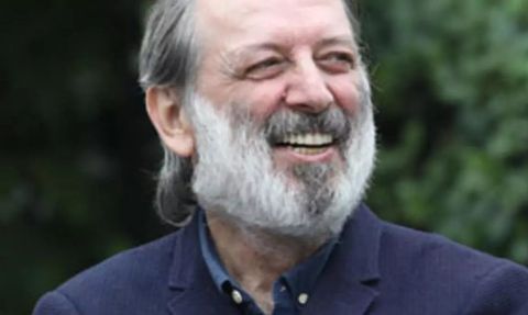 Ünlü Manken Hamile Olduğunu Duyurdu!