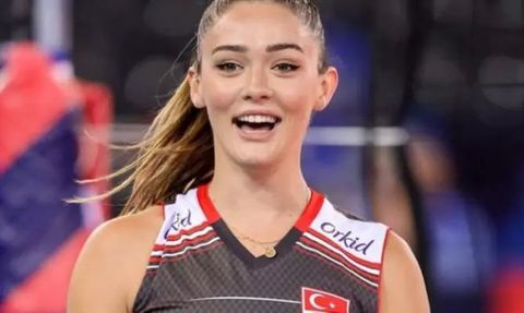 Milli Takım'daki Başarılarıyla Öne Çıkan Zehra Güneş'in Yeni Paylaşımı