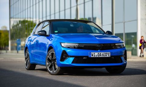 Opel Astra Elektrik: Performansı ve Özellikleriyle Dikkat Çekiyor