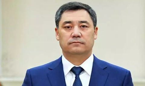 Kırgızistan Devlet Başkanı Sadır Caparov, Geleceği Görebildiğini İddia Etti