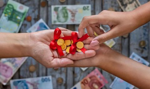 Yarım Altın Kaç Gram? Bilezik Gram Fiyatı Hakkında Bilinmesi Gerekenler