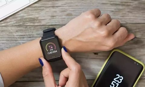 Akıllı Saatlerdeki Bakteri Tehlikesi