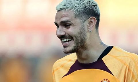 Icardi Galatasaray'da Parlıyor ve Rolls-Royce'tan Kendine Özel Araba Aldı