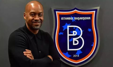 Başakşehir FK'da Eddie Newton, Emre Belözoğlu'nun yerine geçti