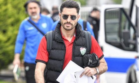 Bursaspor'da Özer Hurmacı ile Görüşmeler Sürüyor