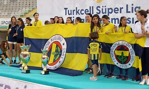 Fenerbahçe Atletizm Takımı Çifte Şampiyonluk Kazandı