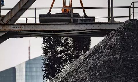 Çin'de Emtia İthalatı Artış Gösterdi