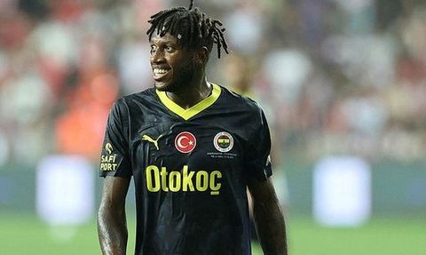 Galatasaray ve Fenerbahçe, Jadon Sancho için yarışıyor