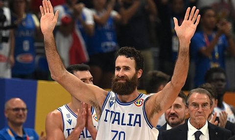 Luigi Datome Fenerbahçe'de kariyerini noktaladı