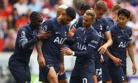 Tottenham'da Cristian Romero Sakatlandı
