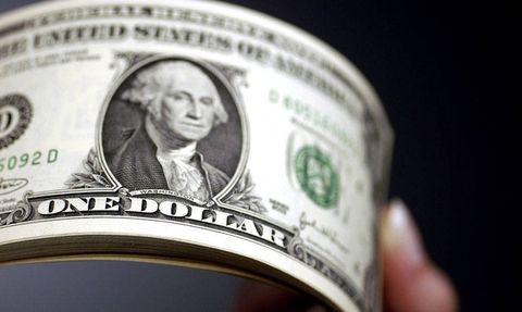 Dolar ve Euro Türk Lirası karşısında yatay seyir izliyor