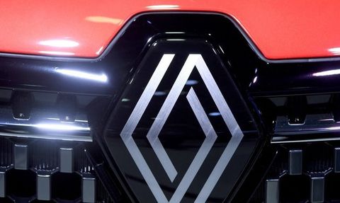 Devlet elindeki arabalar bedava fiyatına satışa çıkardı!