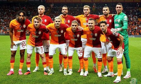 Galatasaray'ın Bu Sezonki Transfer Hamleleri ve Oyuncu Satışları