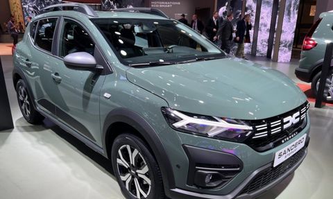 Dacia Sandero Stepway: Pratik ve Ekonomik Bir Tercih