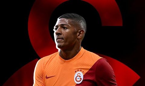 Galatasaray'da Van Aanholt'tan Şok İtiraf: Başkana Çok Kızdım