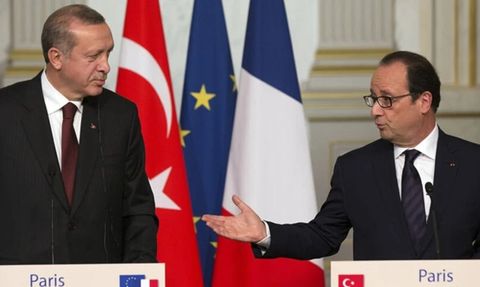 Fransa'nın eski Cumhurbaşkanı Hollande: 'Ermenistan'ı yalnız bırakmak Fransa için bir rezalettir'