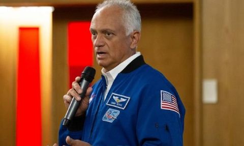 Emekli NASA Astronotu John Danny Olivas ve ESA Astronotu Andre Kuipers Uzaydaki Tecrübelerini Paylaştı