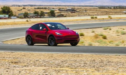 Tesla, Çin'de Güncellenmiş Model Y'yi Piyasaya Sürdü