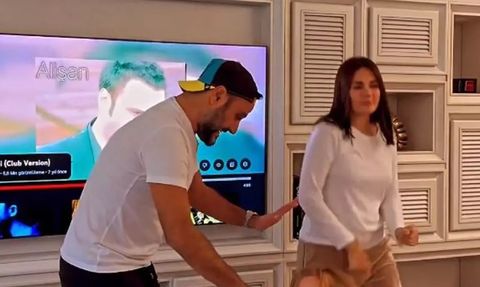 Alişan'ın Hele Bi Şarkısıyla Ailesiyle Eğlendiği Anlar