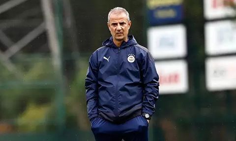 Fenerbahçe'nin Antrenmanlarında Tempo ve Eğlence Dengesi