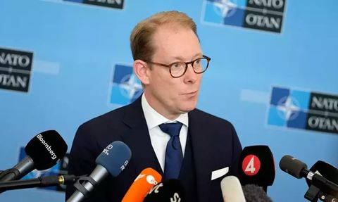 İsveç Dışişleri Bakanı Ukrayna'ya Pasaportsuz Gitmek İstedi İddiası