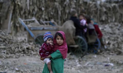Pakistan, Belgesiz Göçmenlere Ülkeyi Terk Etme Talimatı Verdi