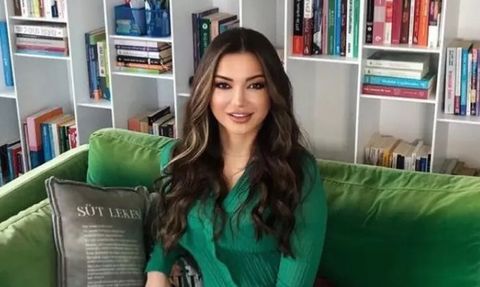 Evli Bir Takipçi, Hem Kendisinin Hem de Eşinin Sevgilisi Olduğunu İtiraf Etti