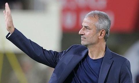 Fenerbahçe'de Ara Transfer Dönemi İçin Yollar Ayrılıyor