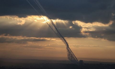 Hamas, İsrail'e Karşı Operasyon Başlattı