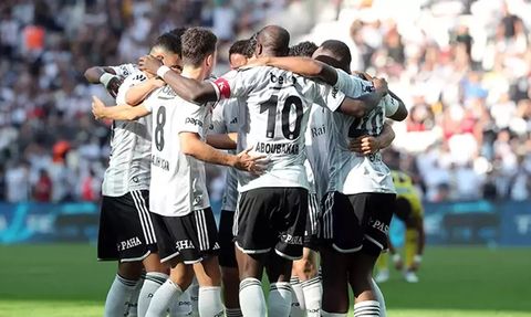 Beşiktaş - İstanbulspor maçında sakatlanan futbolcular